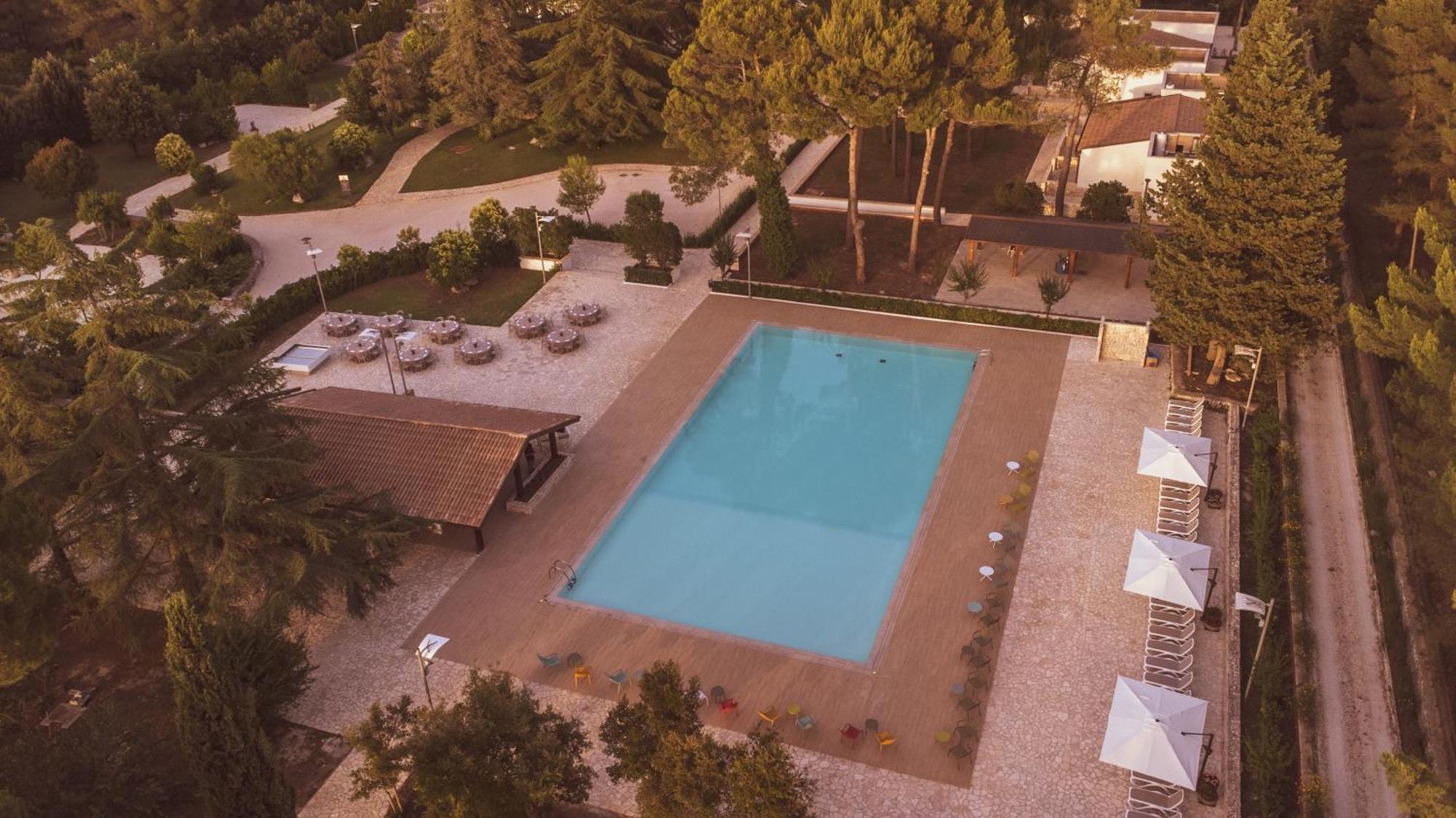 קסטל דל מונטה Wine Resort Le Vigne Al Castello מראה חיצוני תמונה