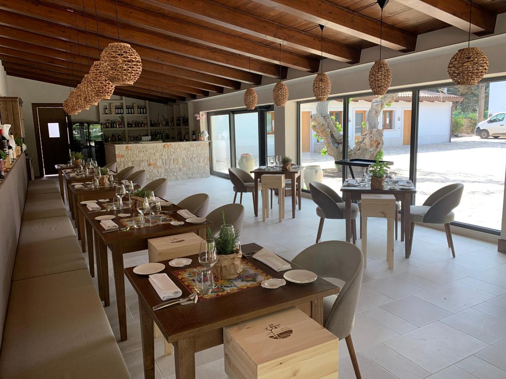 קסטל דל מונטה Wine Resort Le Vigne Al Castello מראה חיצוני תמונה